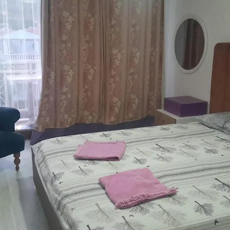 Eliba Ξενοδοχείο *